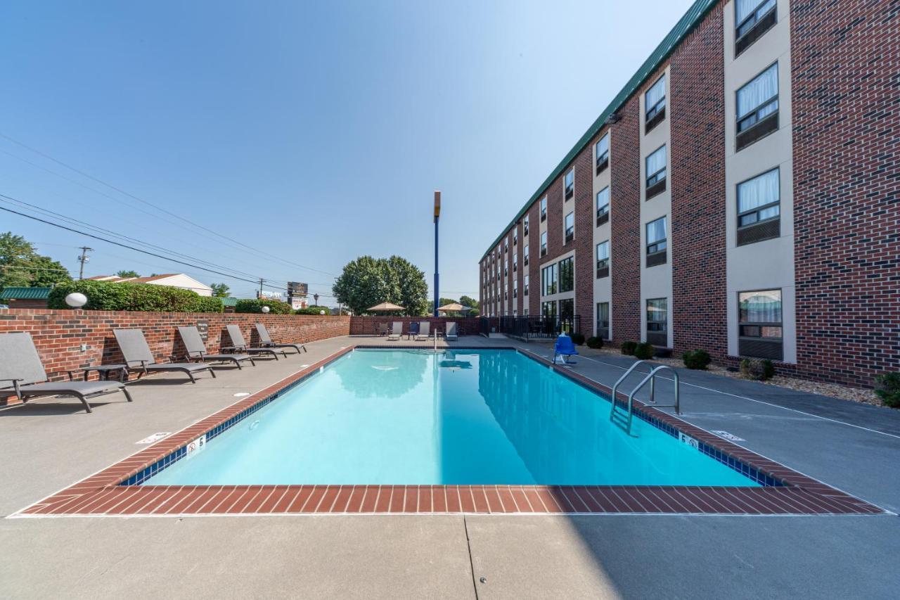 Comfort Inn Martinsburg Exterior foto